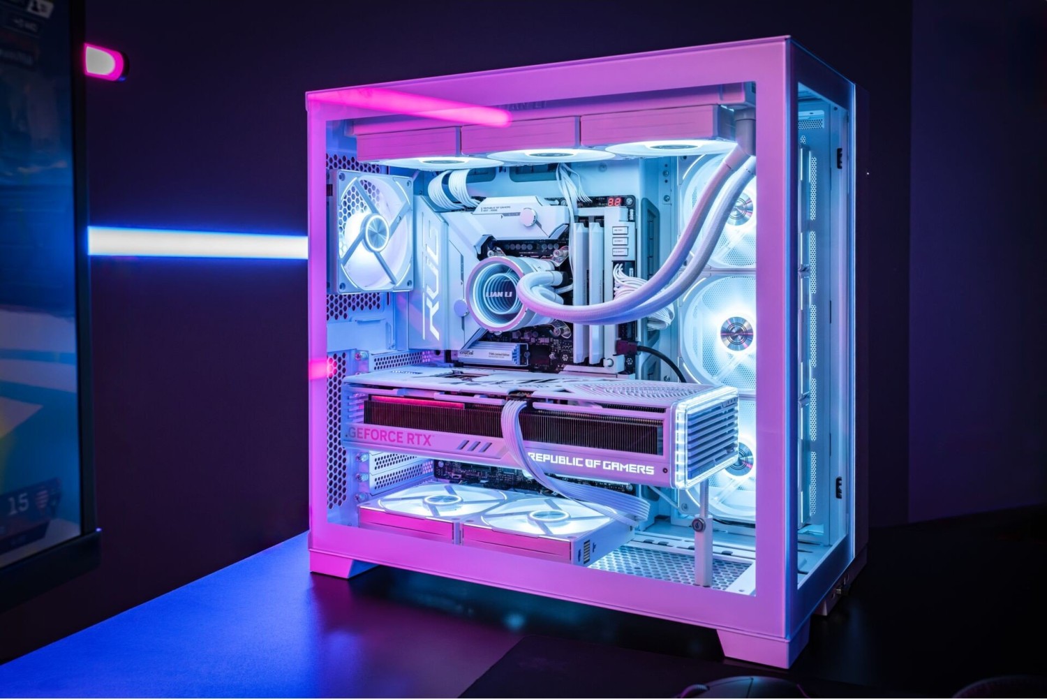 32GB Crucial Pro Overclocking weiß DIMM Kit, DDR5-6000, XMP/EXPO - CP2K16G60C36U5W