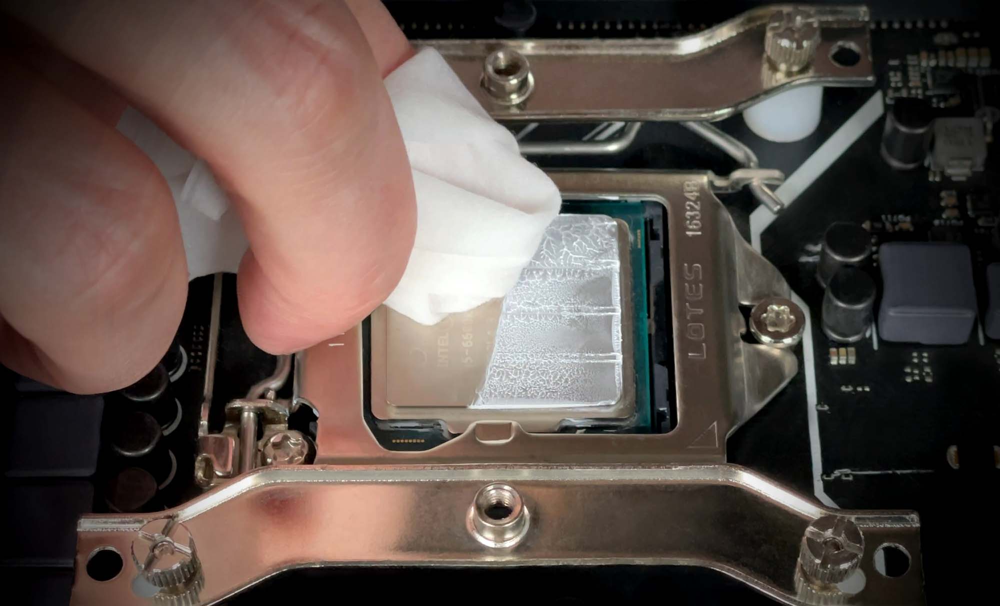 ARCTIC MX Cleaner - Reinigungstuch zum Entfernen von Wärmeleitpaste